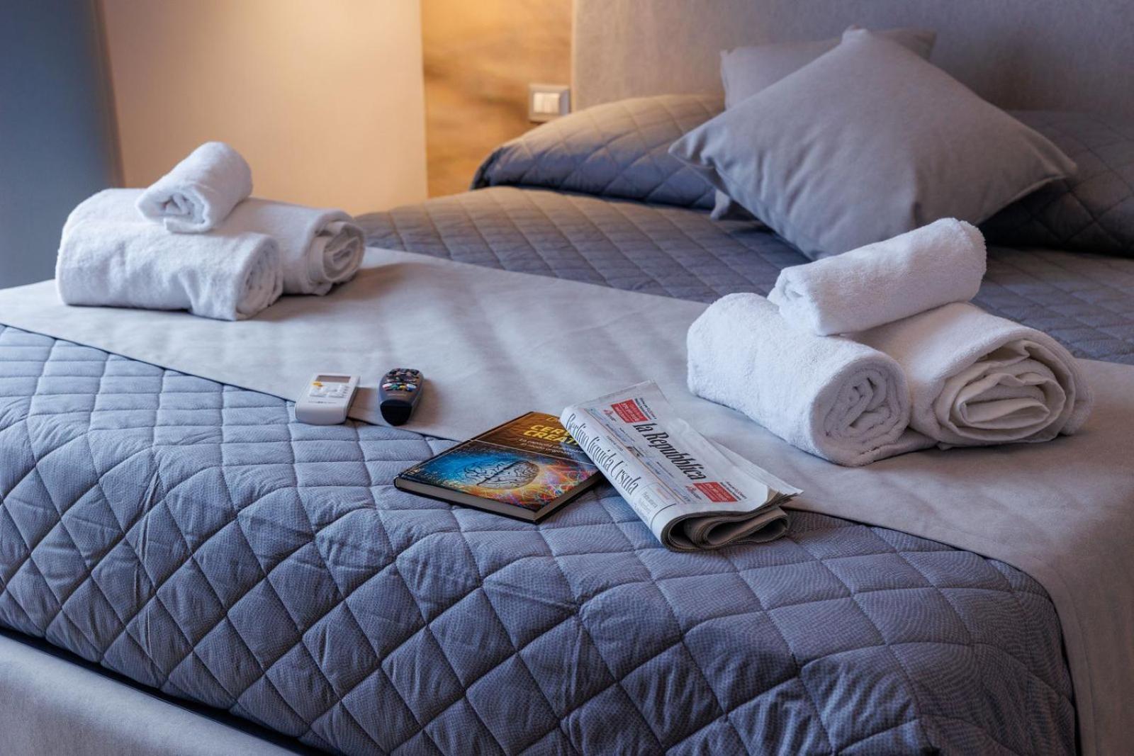 Maria Maruzzella B&B Luxury Suites Neapel Exterior foto