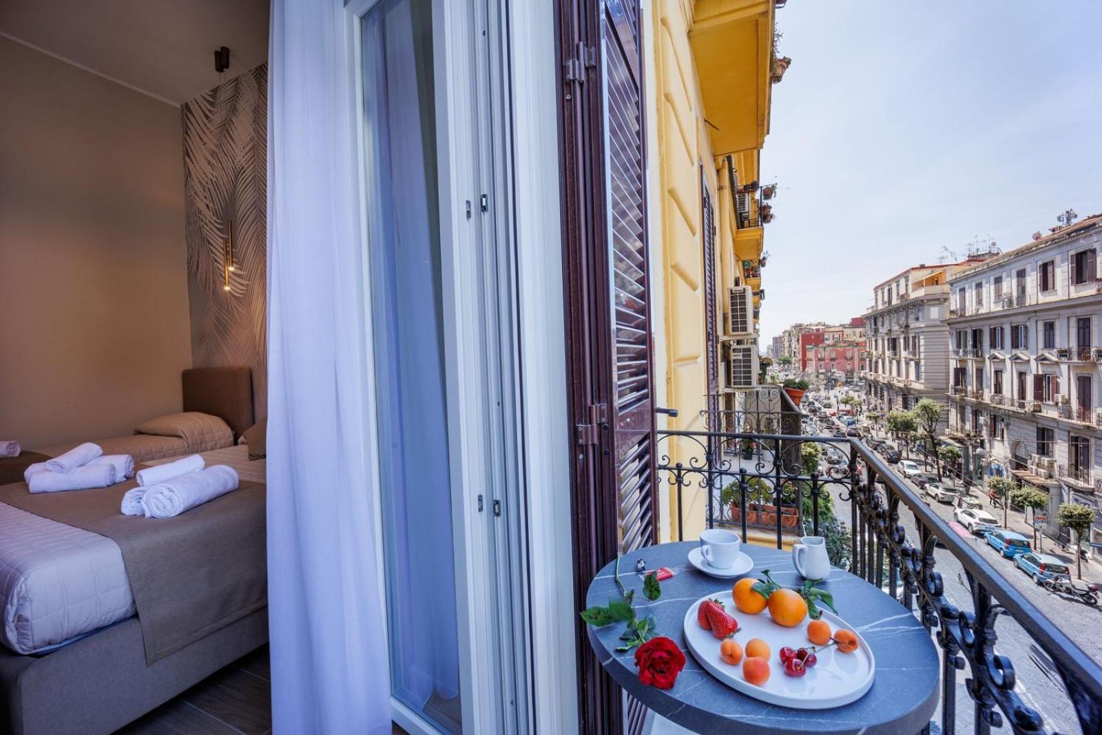 Maria Maruzzella B&B Luxury Suites Neapel Exterior foto